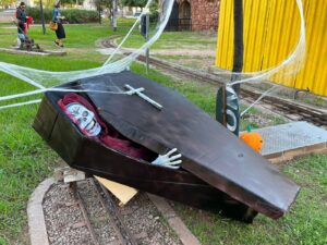 Halloween 2022 - plaza del trenet Benicassim